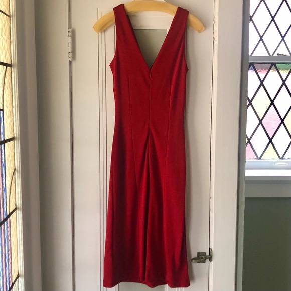 [Banana Republic] Timeless Red Ruched Sheath Dress - Picture 6 of 14